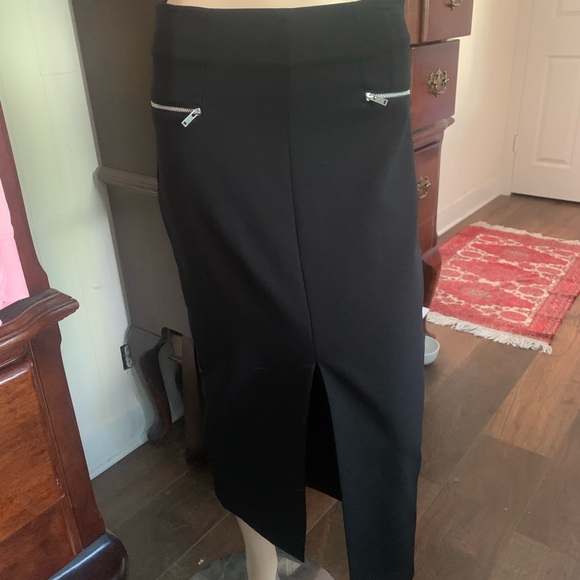 Zara Dresses & Skirts - Zara Skirt